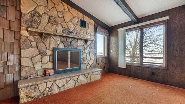 $889,000 | 12192 Gehrkes Point Northwest, Alexandria, MN 56308