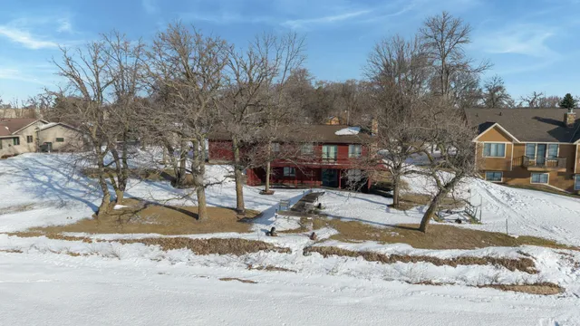 $889,000 | 12192 Gehrkes Point Northwest, Alexandria, MN 56308