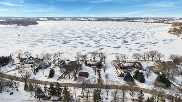 $889,000 | 12192 Gehrkes Point Northwest, Alexandria, MN 56308