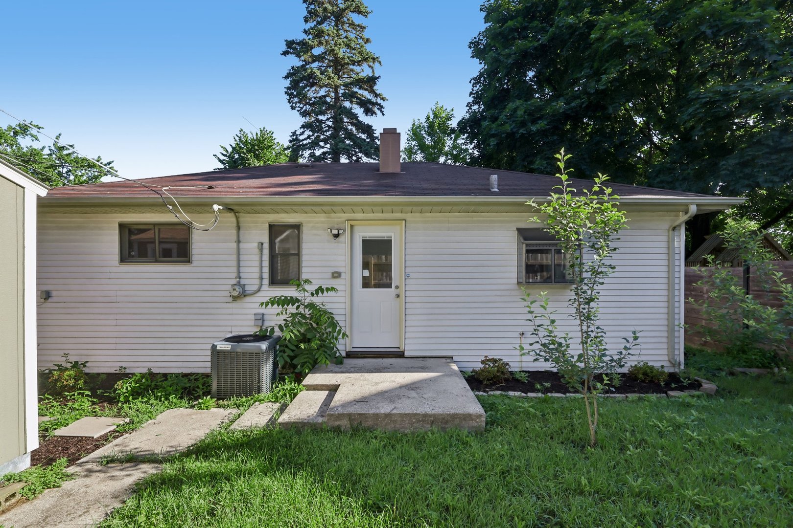 104 East Division Street Lemont, IL 60439 - Photo 28 of 30