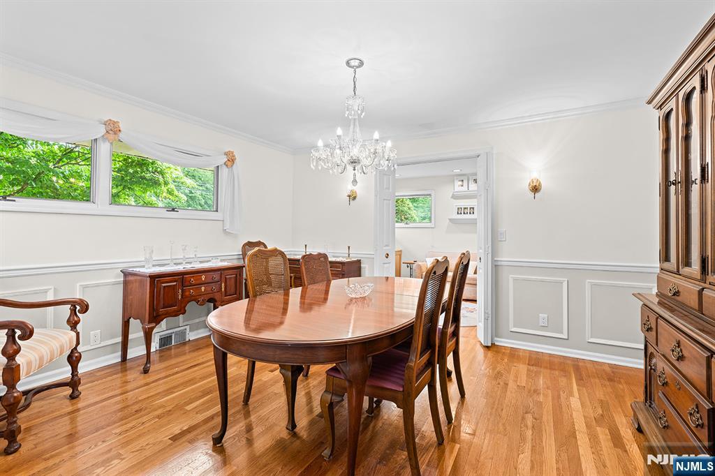 226 Mulberry Place Ridgewood, NJ 07450 - Photo 11 of 46