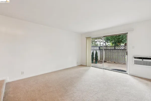 $210,000 | 1591 Ellis Street, Unit 105, Concord, CA 94520