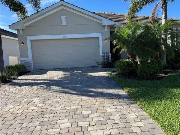 $2,500 | 4351 Bluegrass Drive, Fort Myers, FL 33916