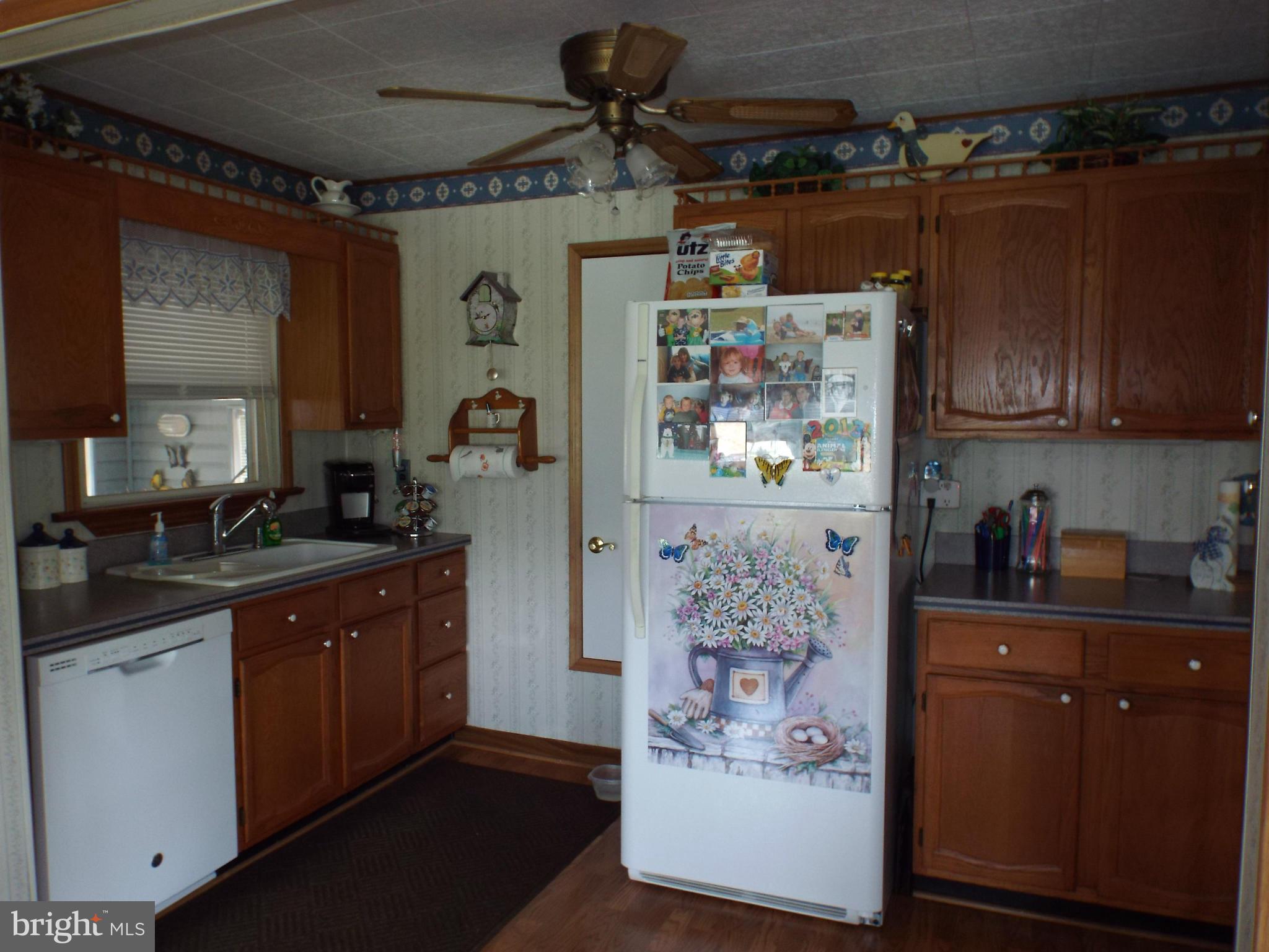 2211 Fridinger Mill Road Westminster, MD 21157 - Photo 8 of 29 Kitchen