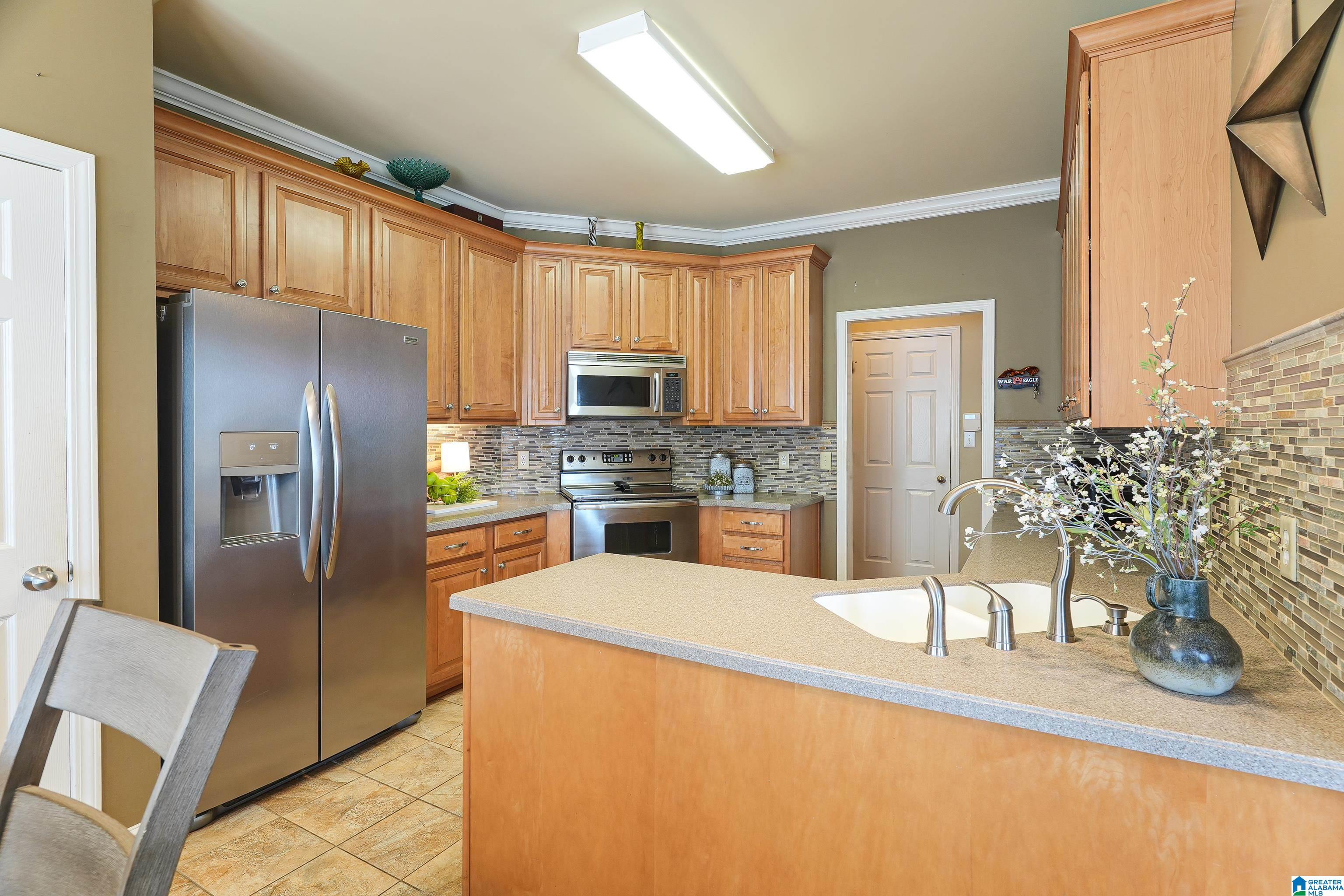 2732 Hanover Circle Bessemer, AL 35023 - Photo 4 of 43