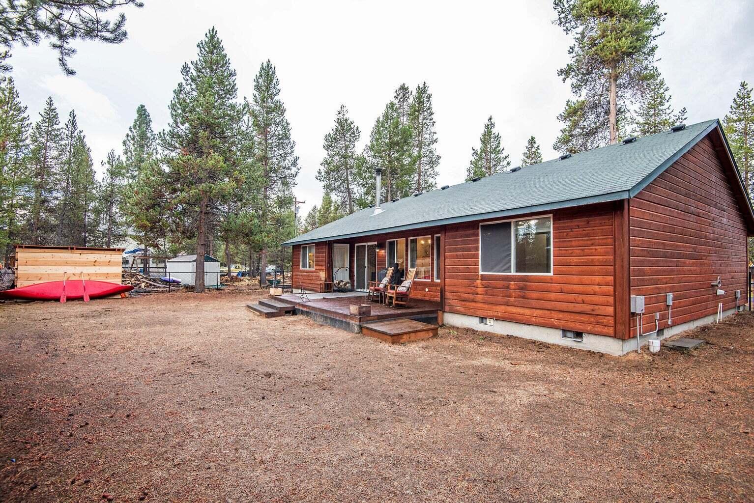 55918 Snow Goose Road Bend, OR 97707 - Photo 18 of 22 Exterior