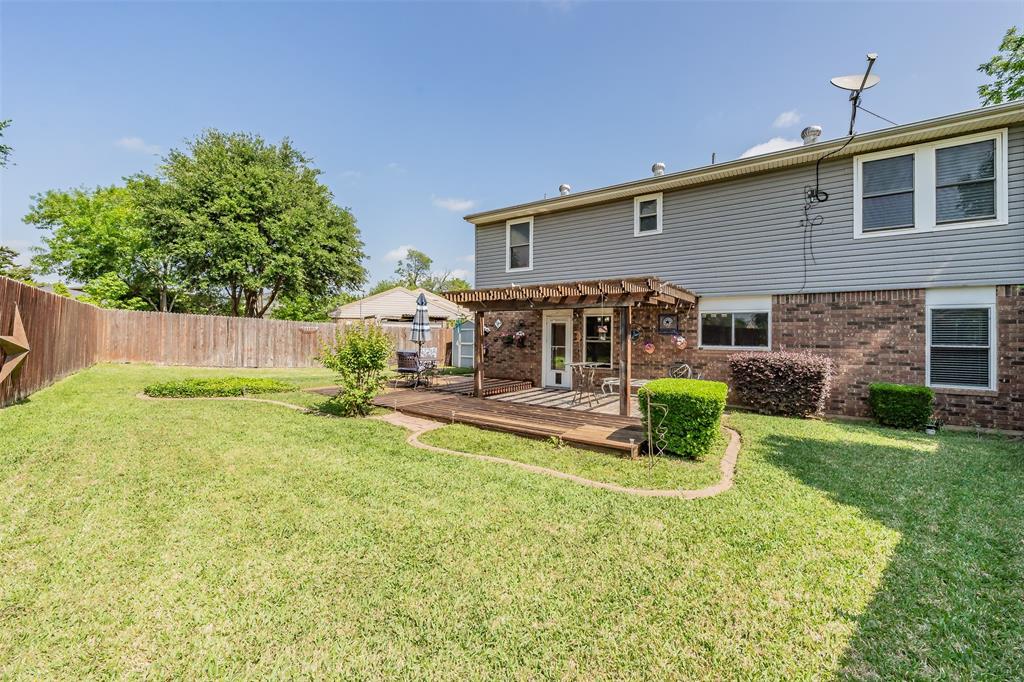 1219 Brian Court Grapevine, TX 76051 - Photo 2 of 26