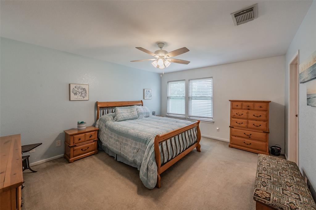 1219 Brian Court Grapevine, TX 76051 - Photo 22 of 26