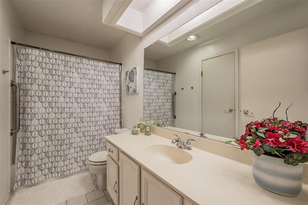 1219 Brian Court Grapevine, TX 76051 - Photo 23 of 26