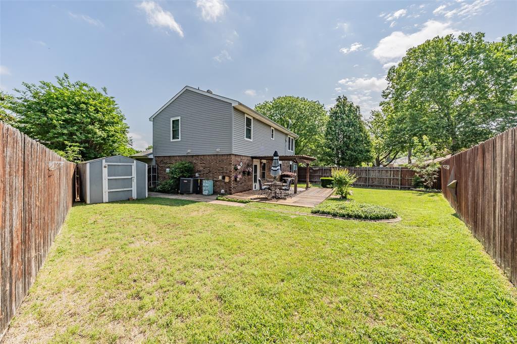 1219 Brian Court Grapevine, TX 76051 - Photo 4 of 26