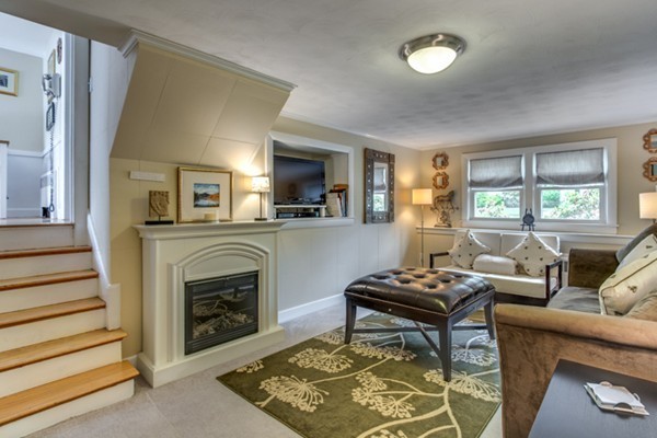 85 Brook Farm Road Boston, MA 02132 - Photo 13 of 30 Gallery Image 13