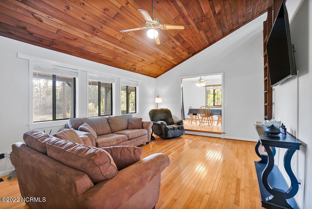 1470 Lisa Road Southport, NC 28461 - Photo 6 of 42 1470 Lisa Road_01 (5)