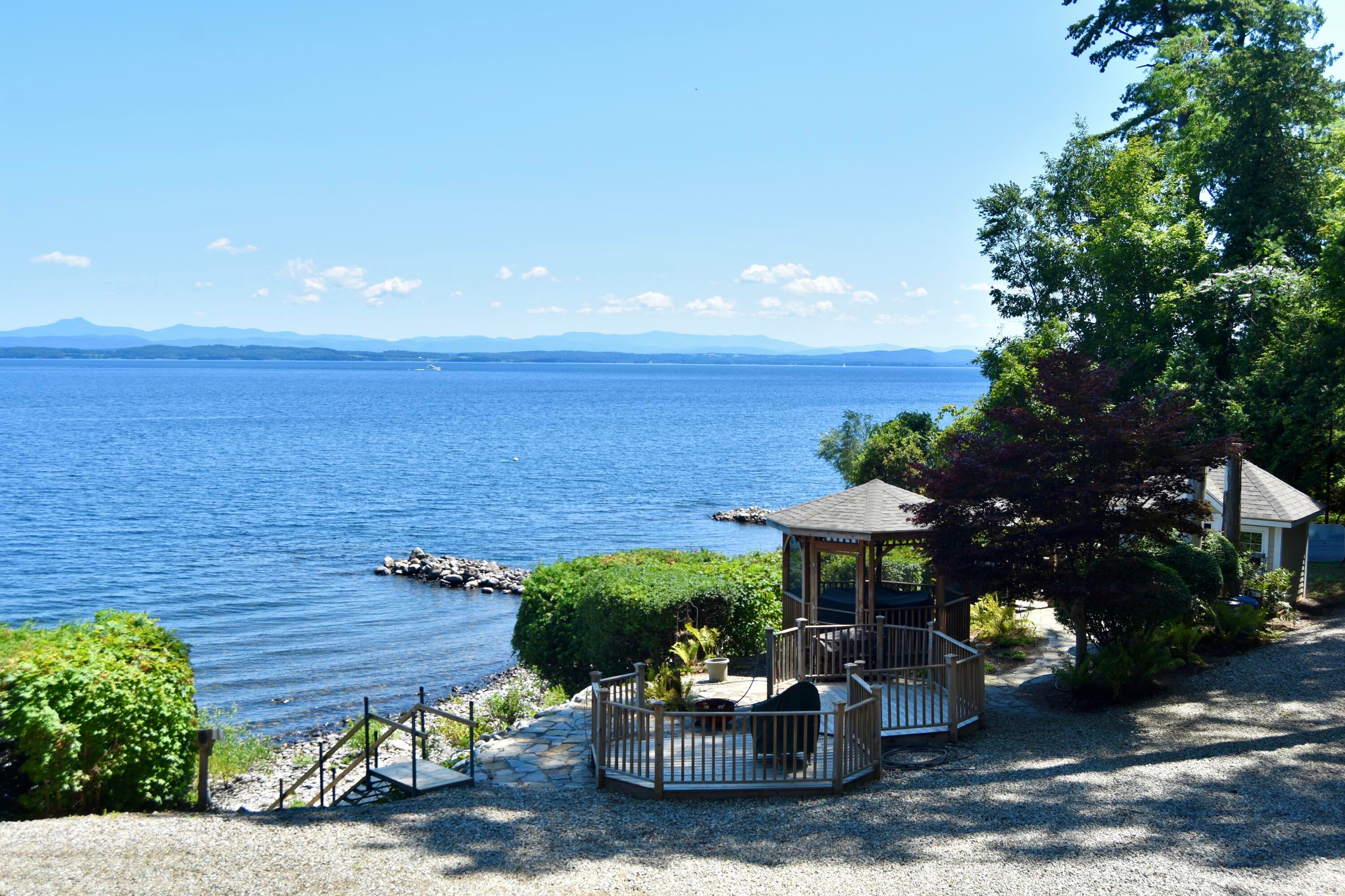 882 Point Road Willsboro, NY 12996 - Photo 8 of 57 Gallery Image 8