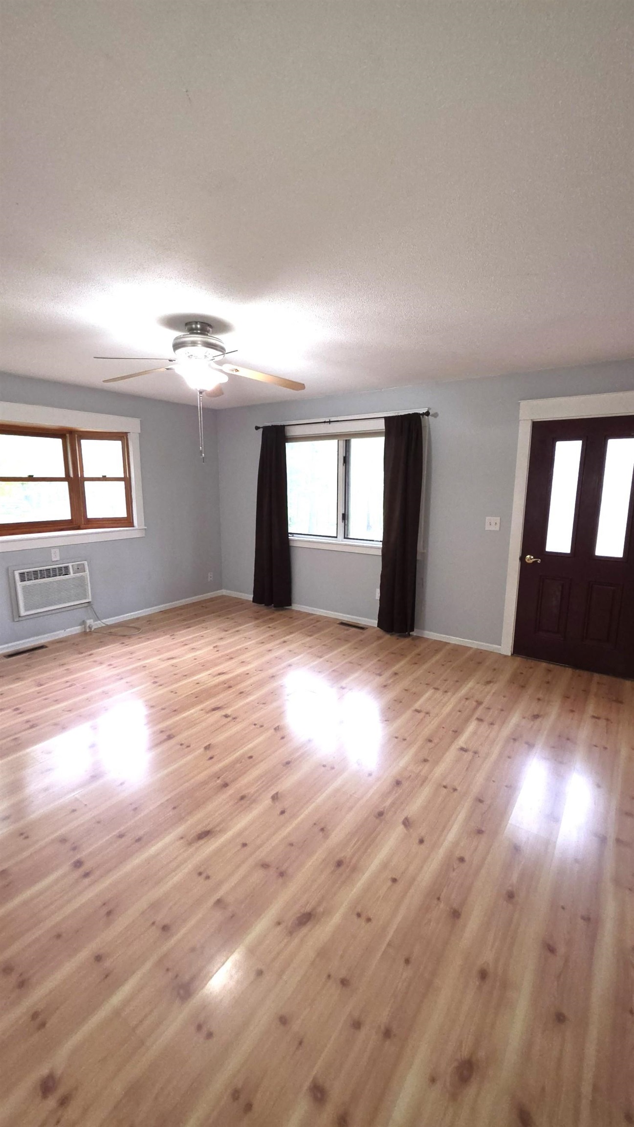 1301 Innwood North Interlochen, MI 49643 - Photo 4 of 21