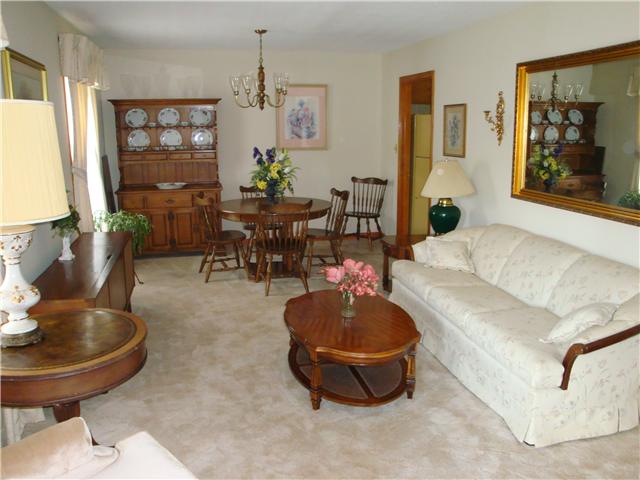 330 Kimbrough Road Clarksville, TN 37043 - Photo 2 of 8