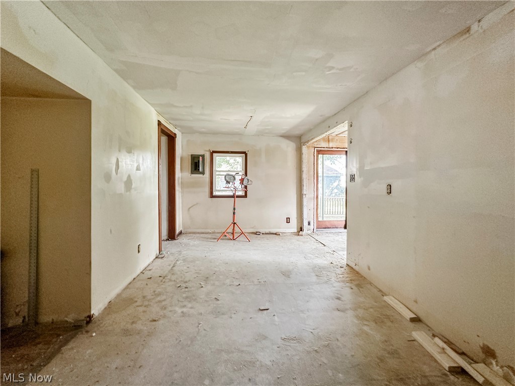 4520 New Road Austintown, OH 44515 - Photo 7 of 17 Gallery Image 7