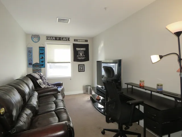 $549,900 | 5 Mission Road, Unit 107, Chelmsford, MA 01863