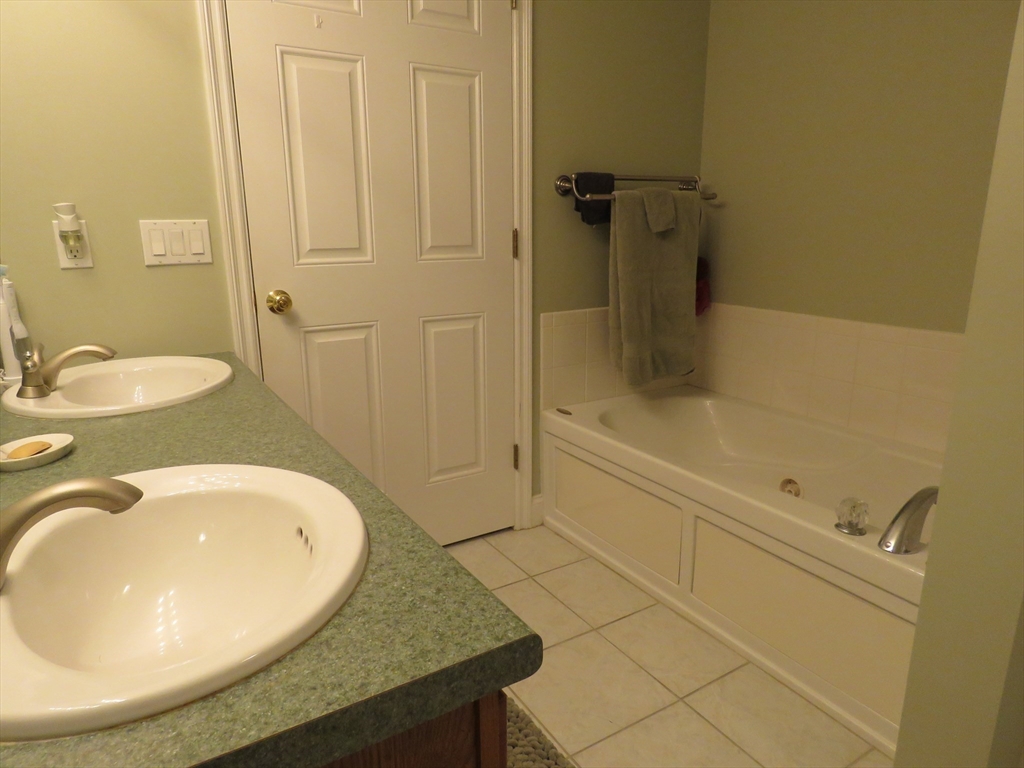 5 Mission Road, Unit 107 Chelmsford, MA 01863 - Photo 19 of 31