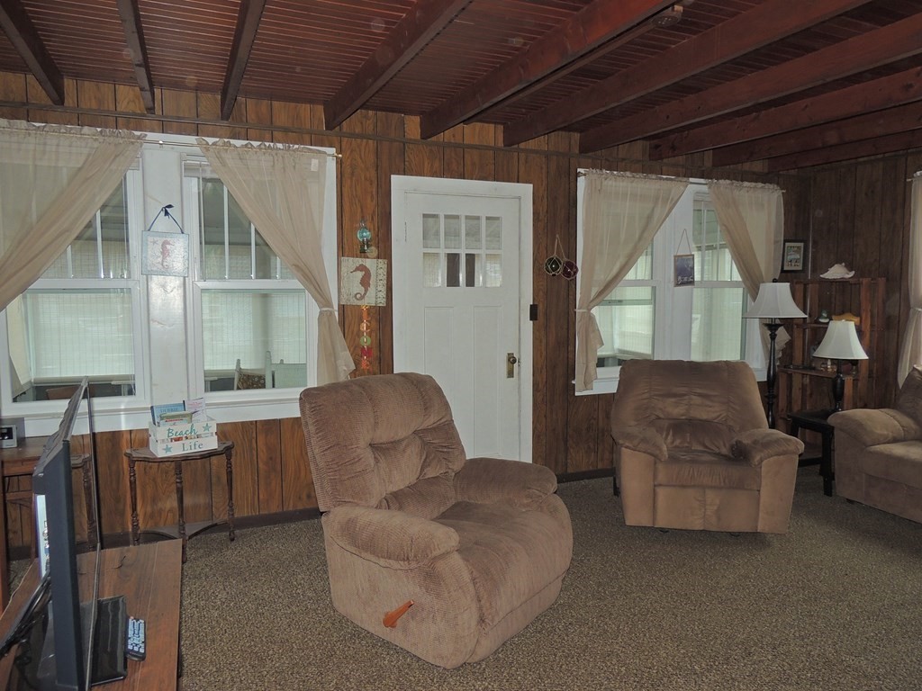 31 Bay Street Wareham, MA 02532 - Photo 12 of 16