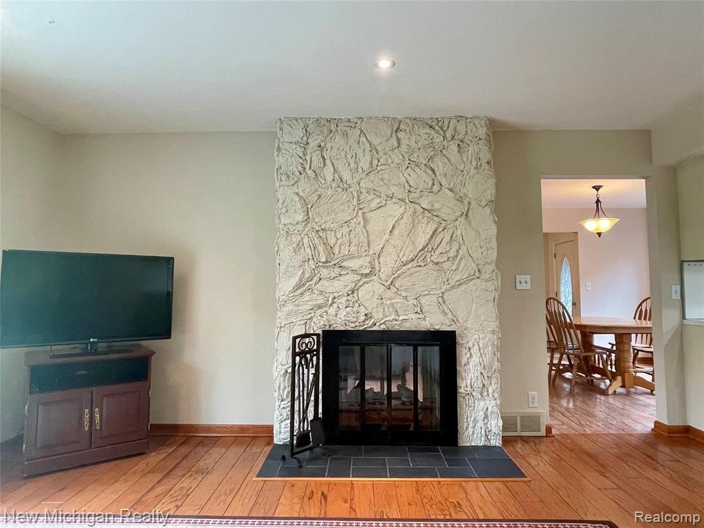 1100 West Avon Road Rochester Hills, MI 48309 - Photo 10 of 26