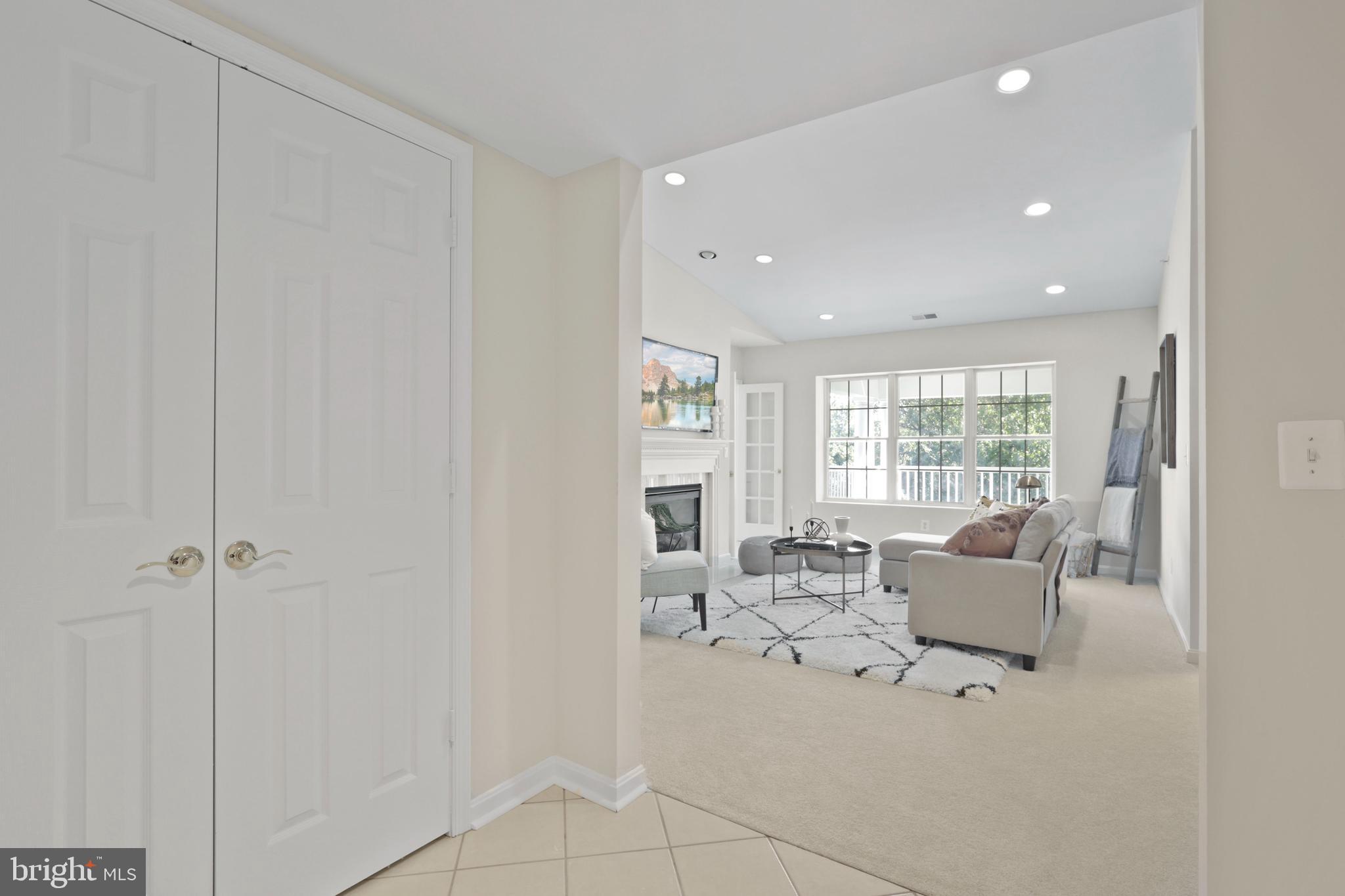 12320 Rosslare Ridge Road, Unit 503 Lutherville-Timonium, MD 21093 - Photo 12 of 32 Entrance Foyer with Closet