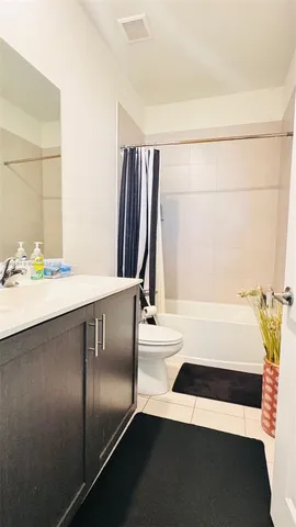 $420,000 | 21463 Northeast 3rd Court, Miami, FL 33179