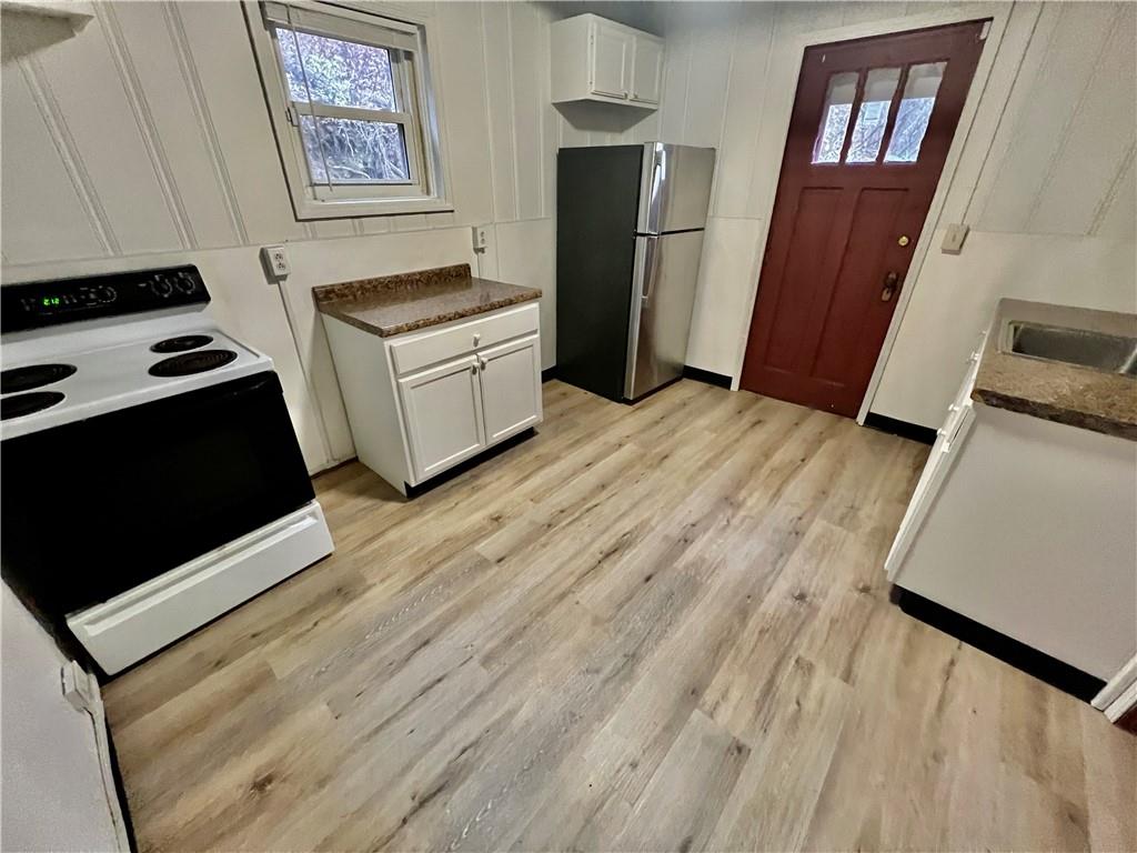 208 Rolfe Street Pittsburgh, PA 15221 - Photo 2 of 19 Gallery Image 2