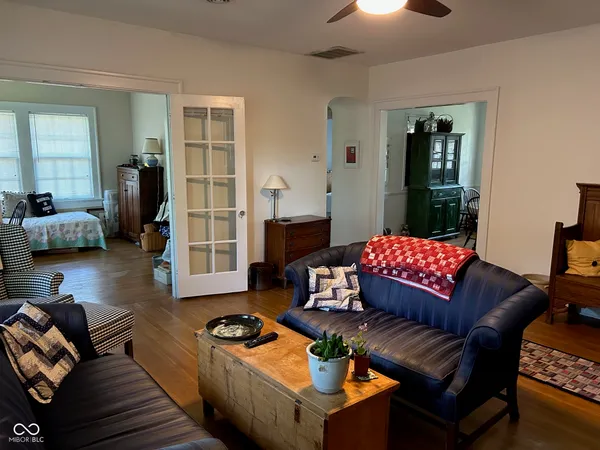 $1,450 | 5245 Central Avenue, Unit 4, Indianapolis, IN 46220