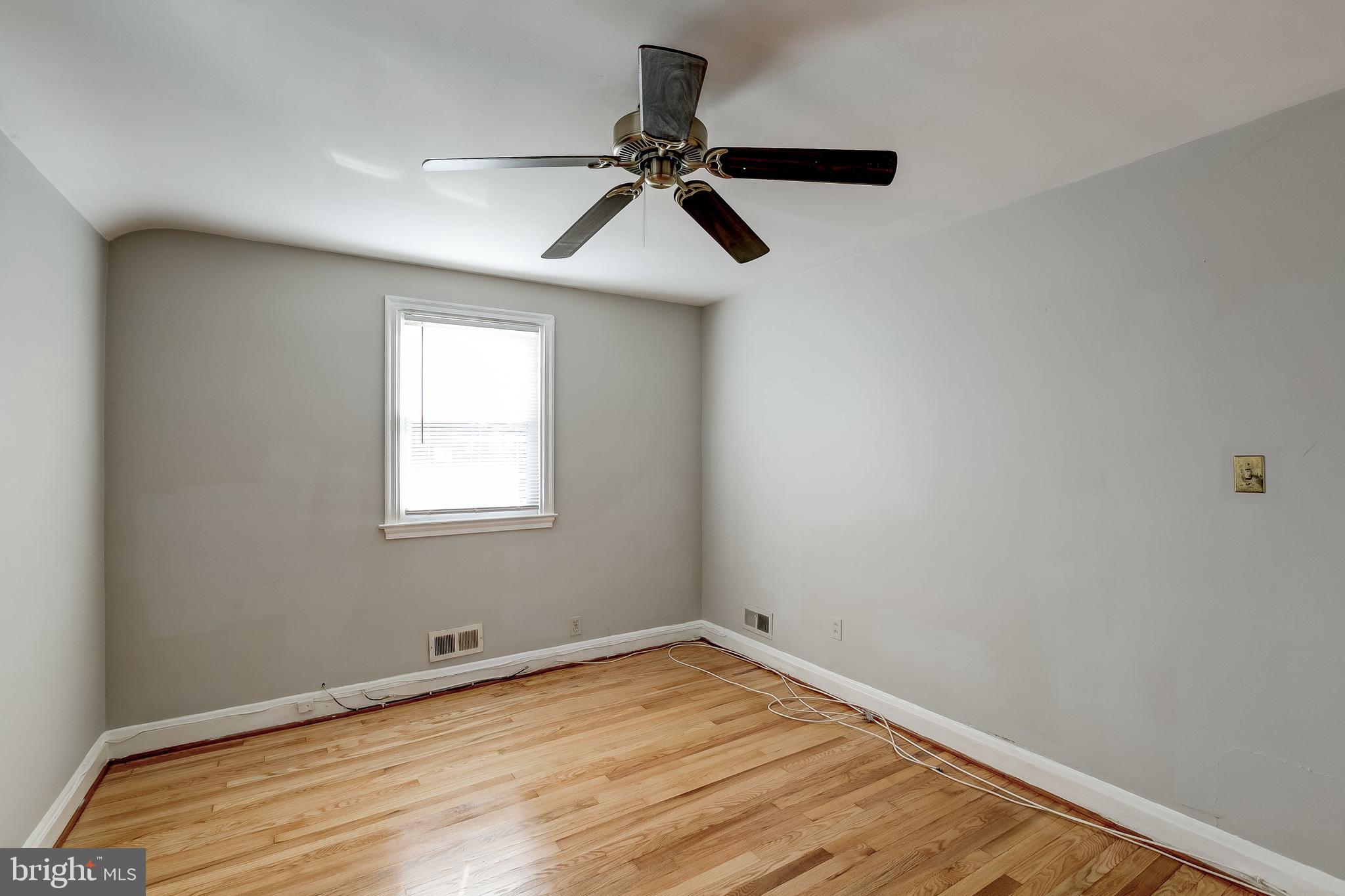 2035 Ramblewood Road Baltimore, MD 21239 - Photo 11 of 36