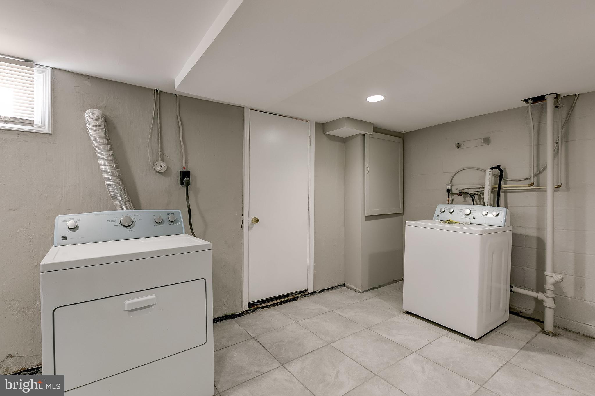 2035 Ramblewood Road Baltimore, MD 21239 - Photo 29 of 36