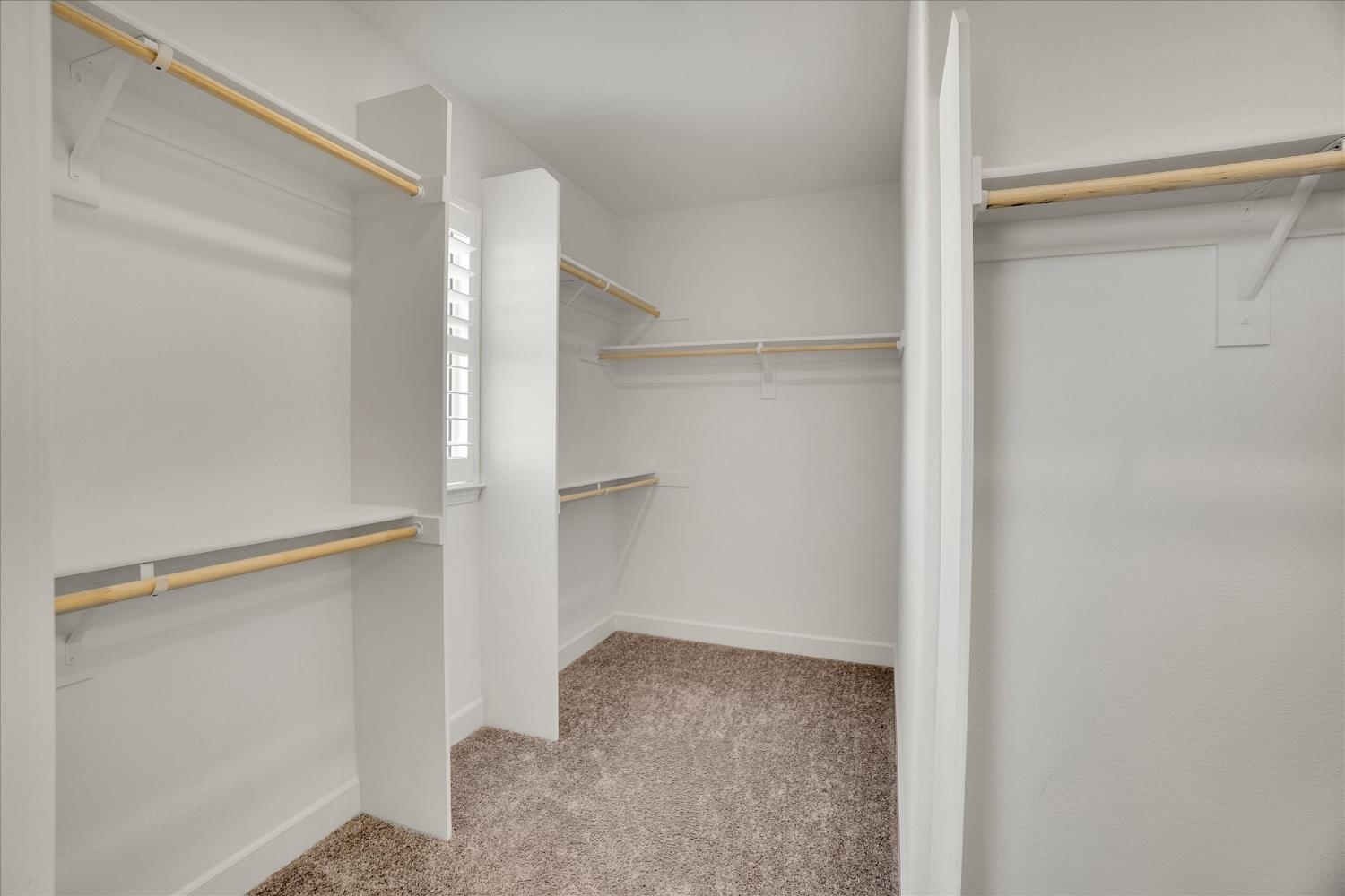 5280 Fandango Loop Roseville, CA 95747 - Photo 34 of 53 Large master closet