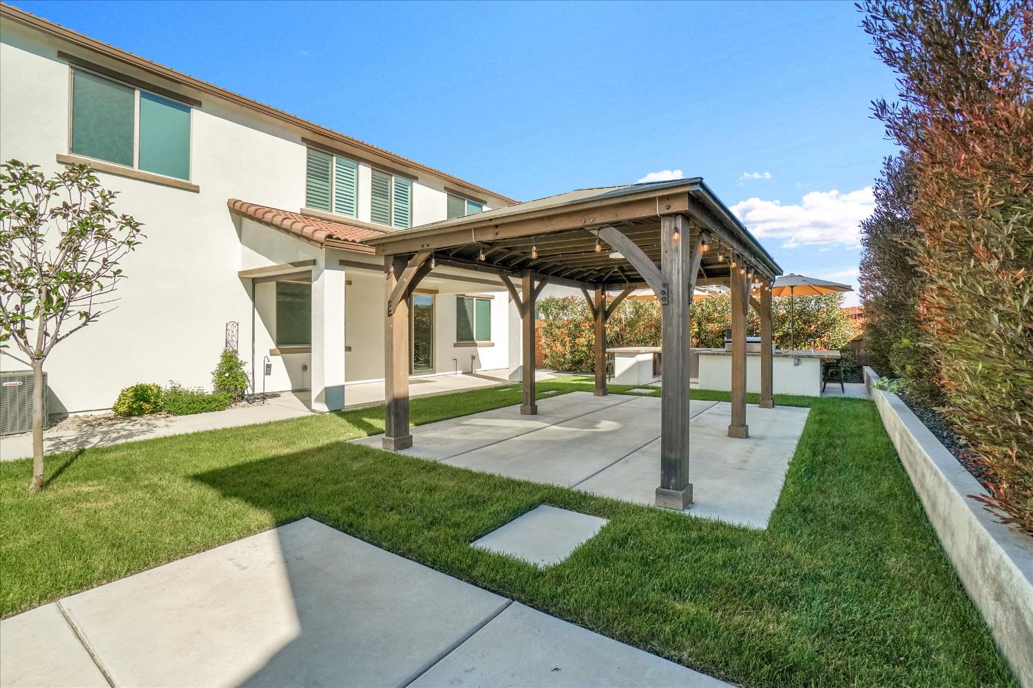 5280 Fandango Loop Roseville, CA 95747 - Photo 44 of 53 See yard with Virtual staging