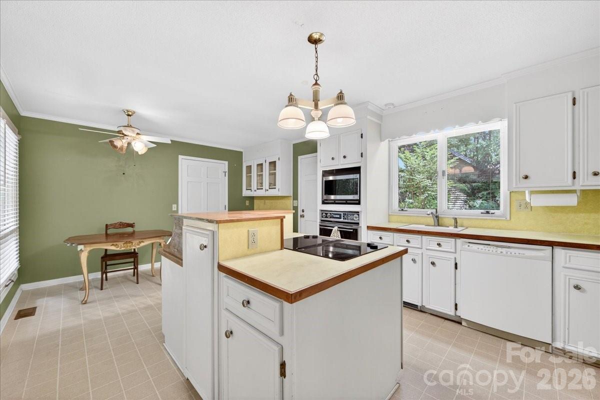 7412 Timber Ridge Drive Mint Hill, NC 28227 - Photo 13 of 47 Gallery Image 13