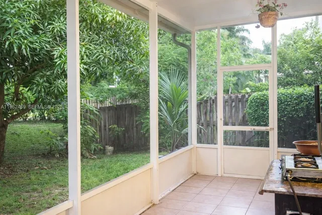 $3,800 | 7645 Northwest 19th Court, Unit 1, Pembroke Pines, FL 33024