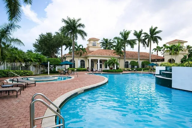 $3,800 | 7645 Northwest 19th Court, Unit 1, Pembroke Pines, FL 33024