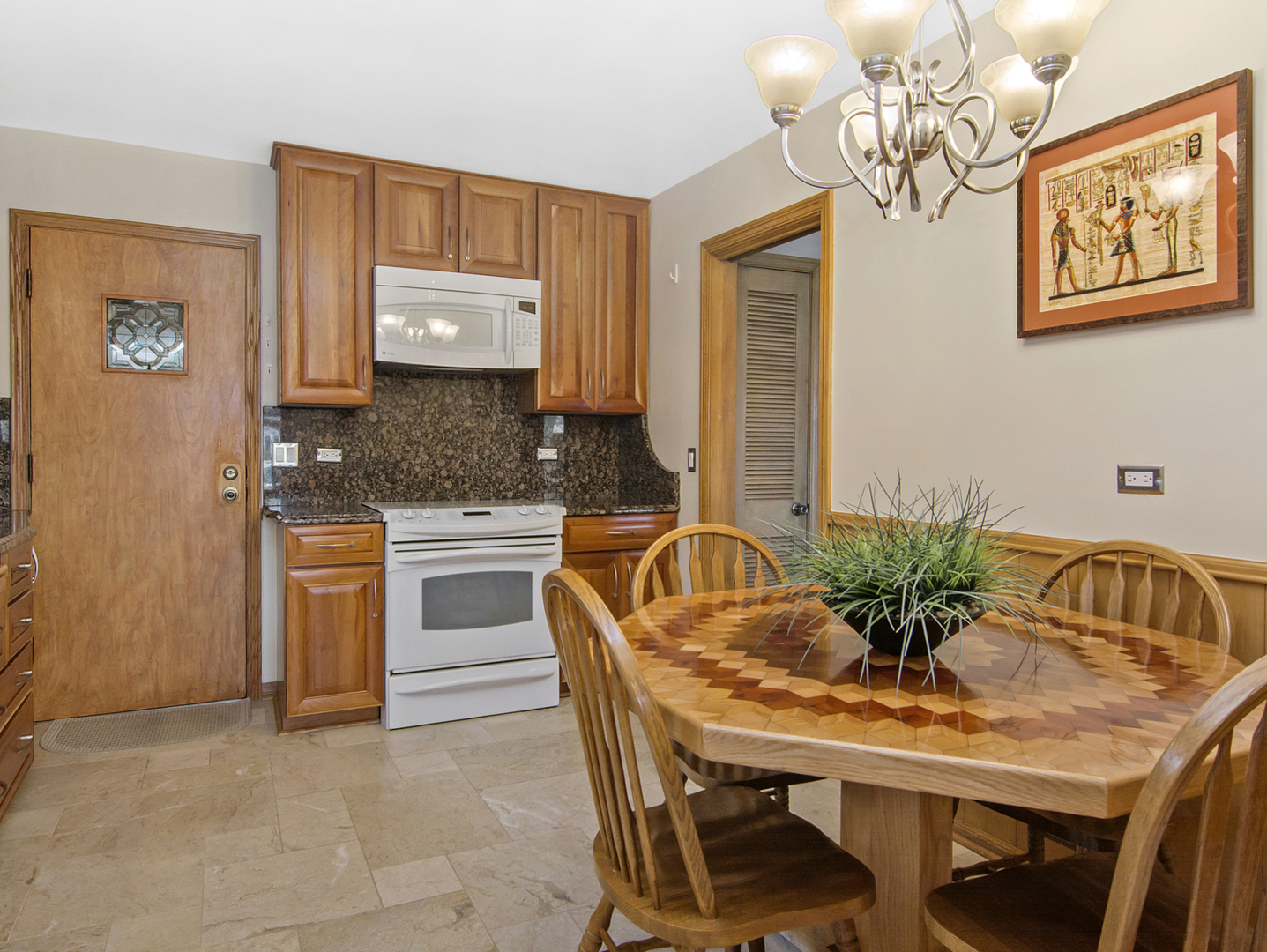 7506 East Prairie Road Skokie, IL 60076 - Photo 6 of 18