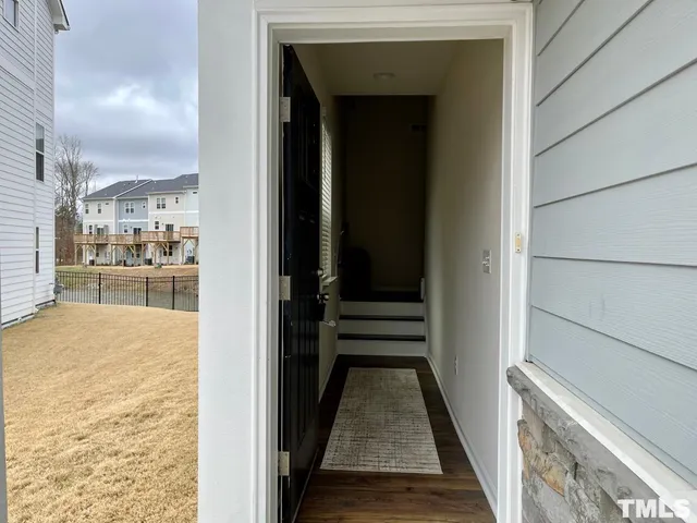 $2,150 | 1116 Finch Court, Apex, NC 27502