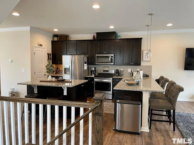 $2,150 | 1116 Finch Court, Apex, NC 27502