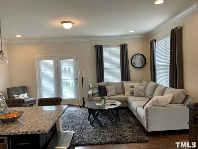 $2,150 | 1116 Finch Court, Apex, NC 27502