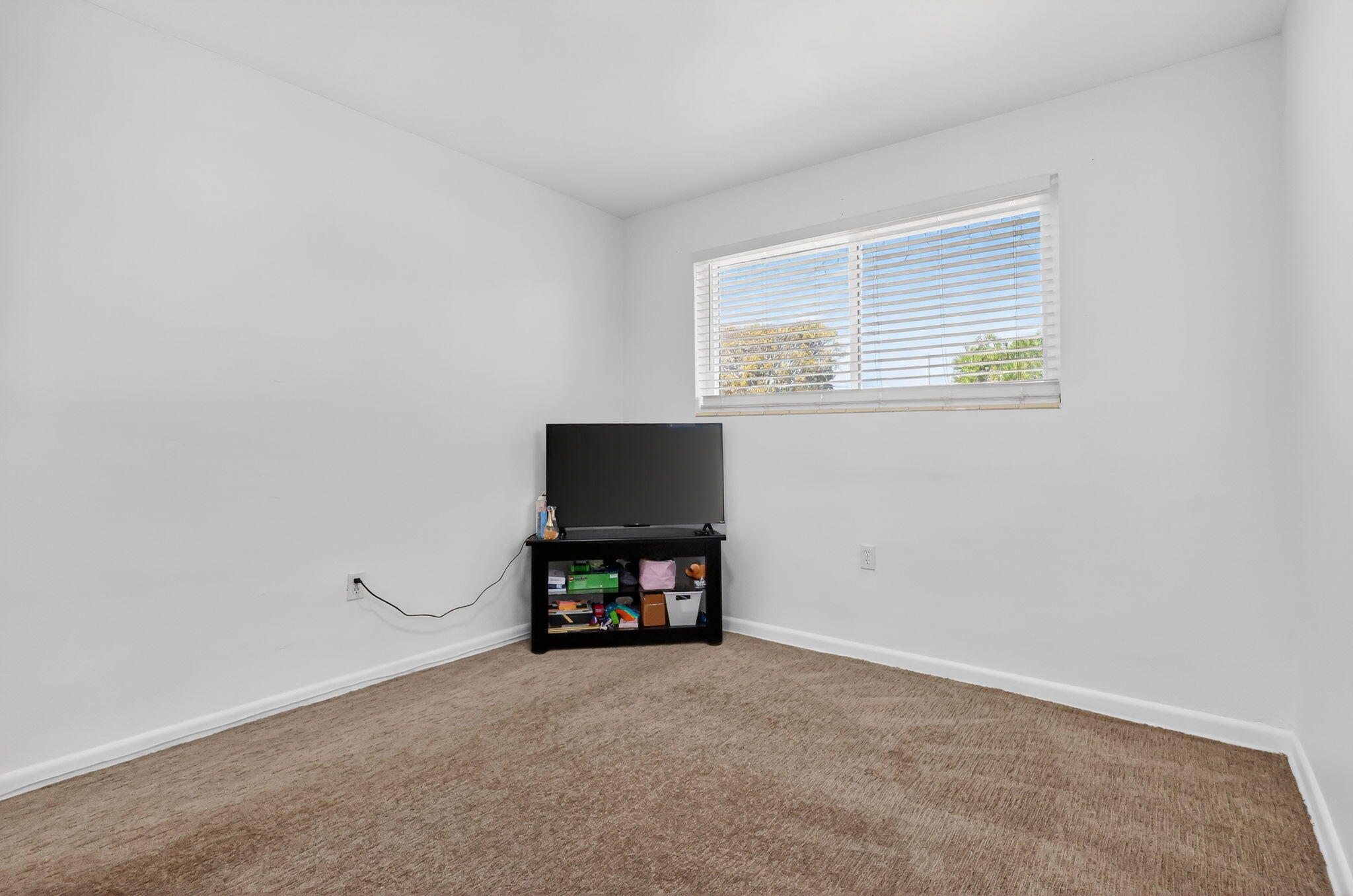 353 Shady Lane Road Palm Springs, FL 33461 - Photo 23 of 41 24-web-or-mls-F14A4480