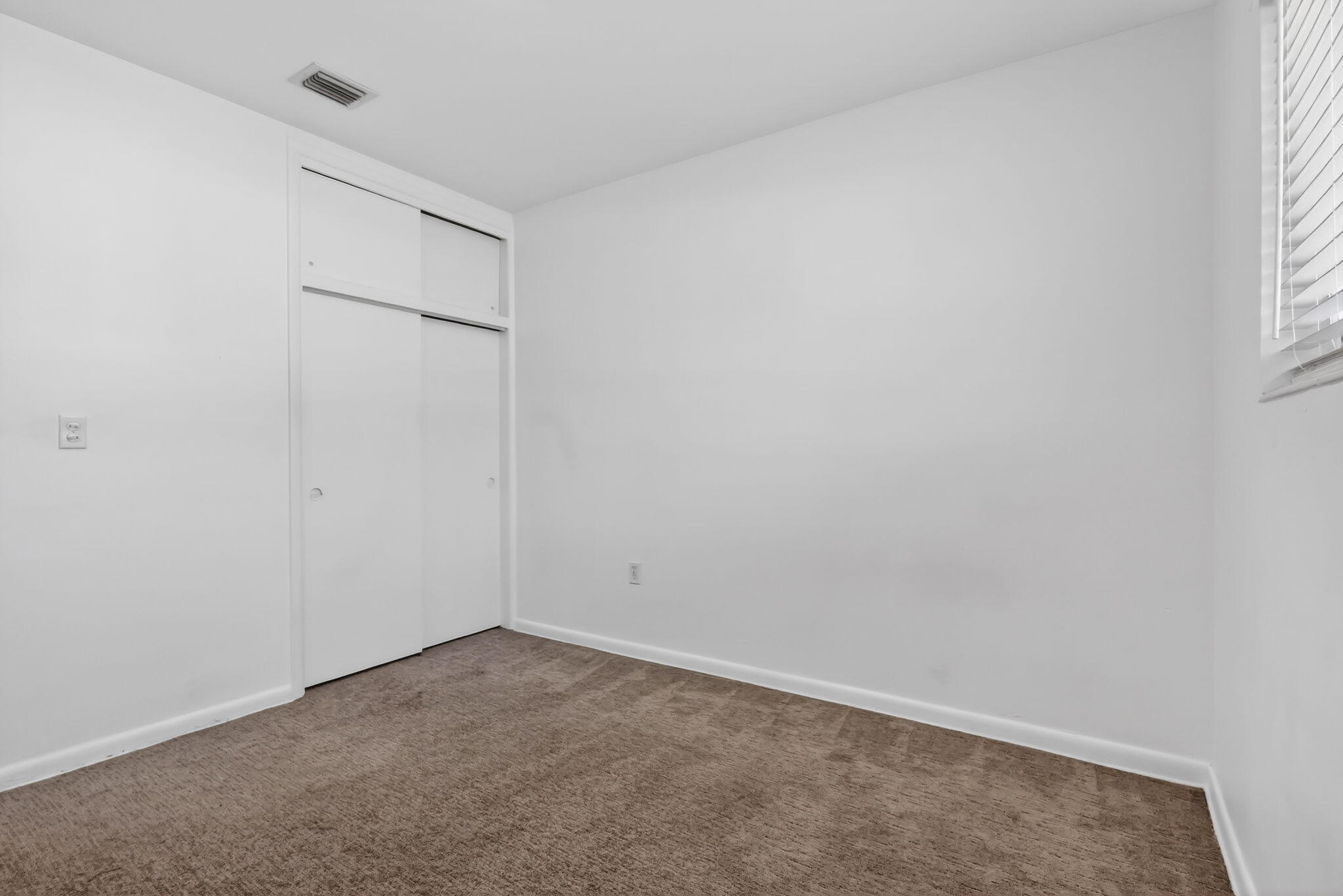 353 Shady Lane Road Palm Springs, FL 33461 - Photo 26 of 41 27-web-or-mls-F14A4499