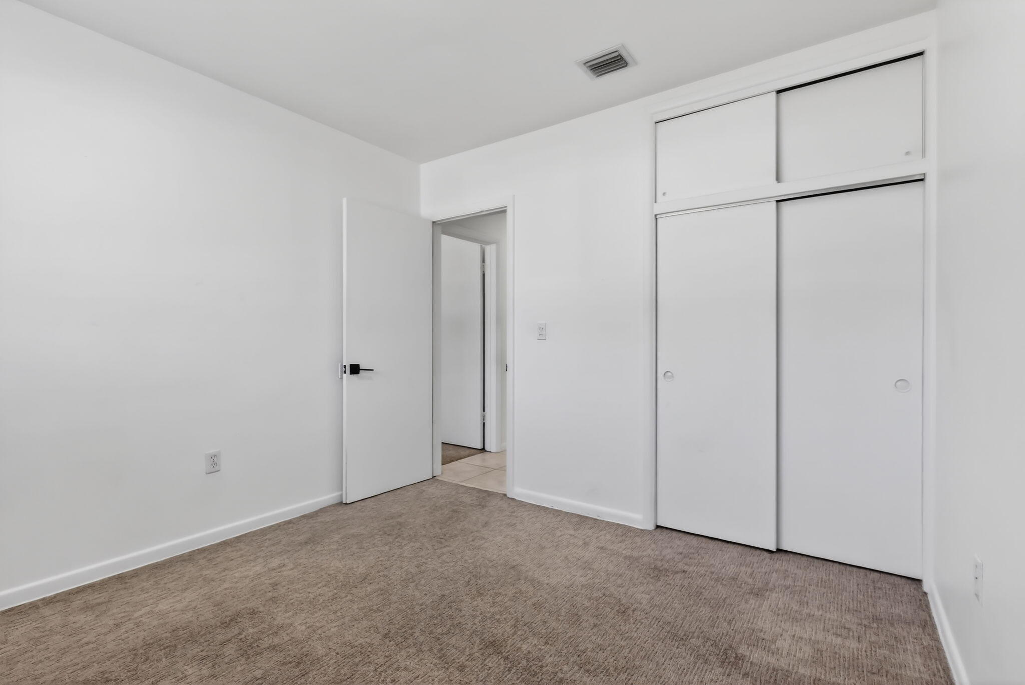 353 Shady Lane Road Palm Springs, FL 33461 - Photo 27 of 41 28-web-or-mls-F14A4500