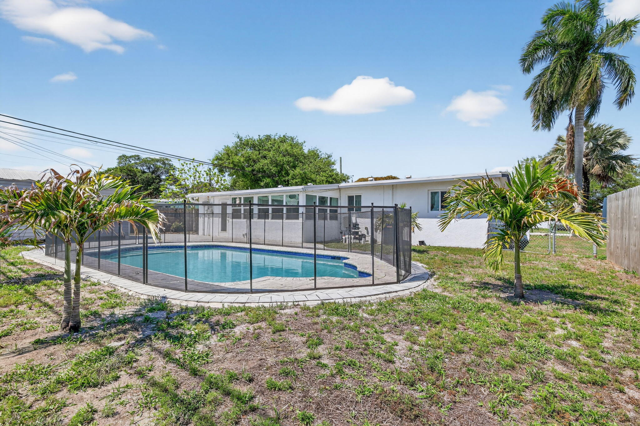 353 Shady Lane Road Palm Springs, FL 33461 - Photo 36 of 41 37-web-or-mls-F14A4520