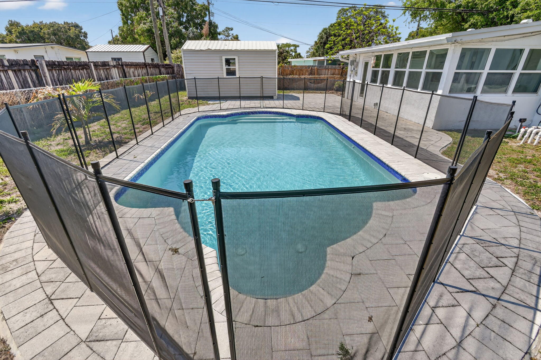 353 Shady Lane Road Palm Springs, FL 33461 - Photo 37 of 41 38-web-or-mls-F14A4525