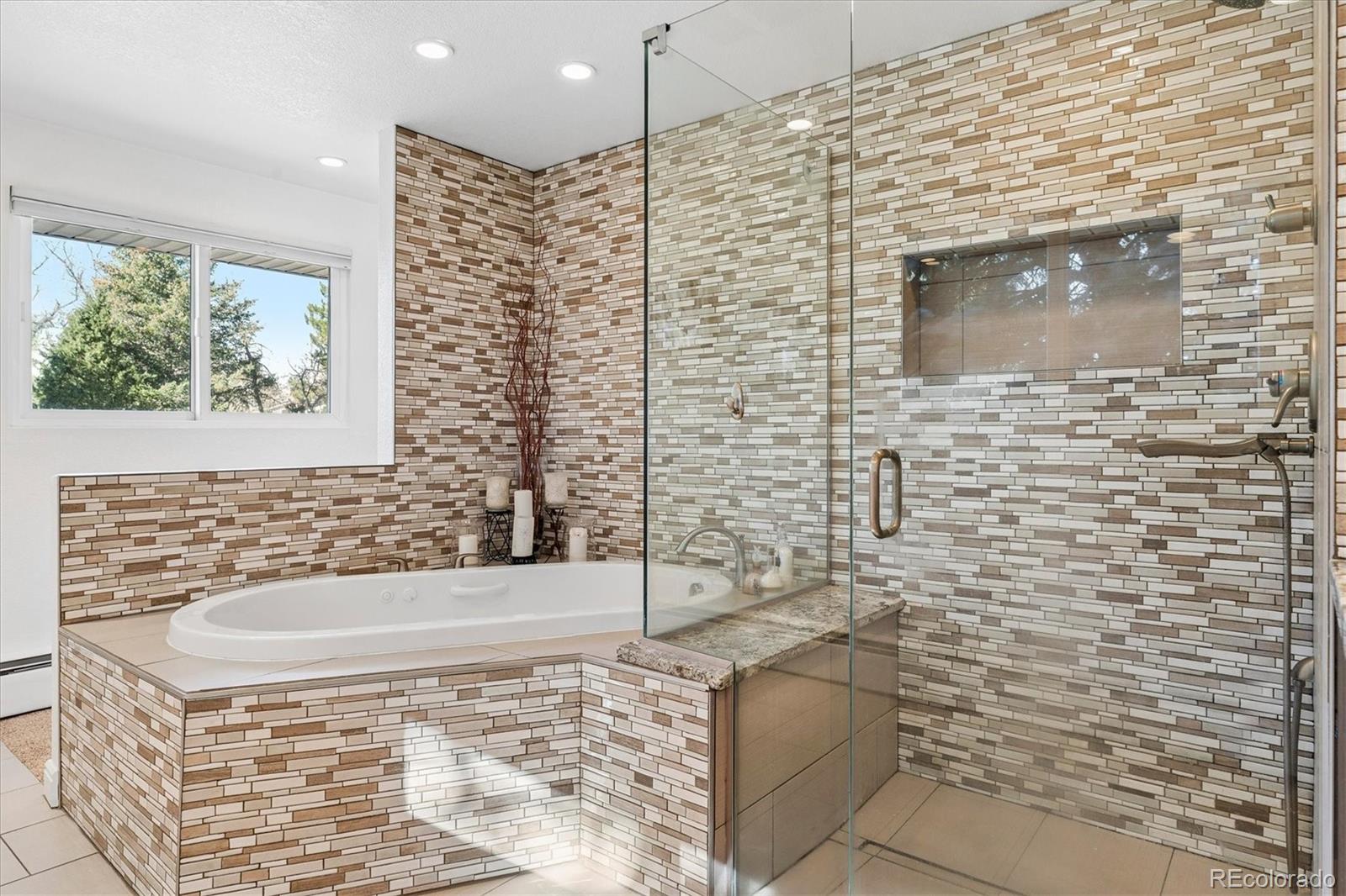 930 Reed Court Lakewood, CO 80214 - Photo 11 of 28