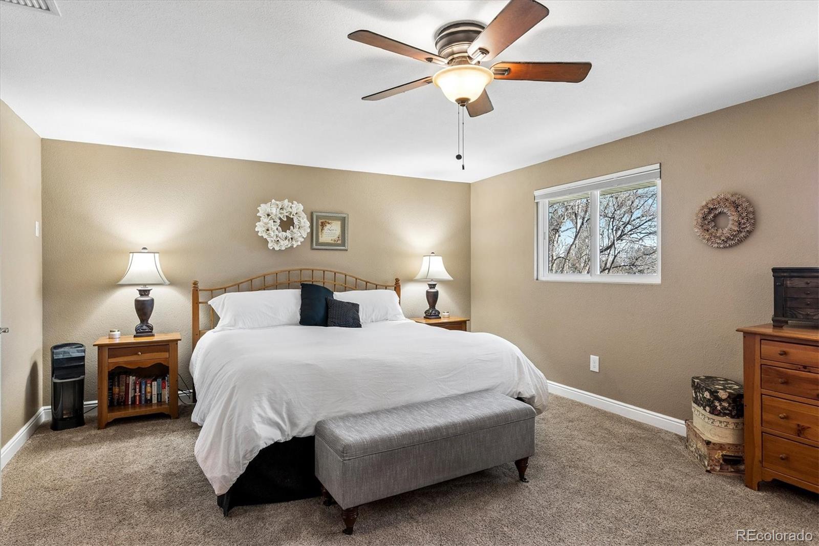 930 Reed Court Lakewood, CO 80214 - Photo 9 of 28