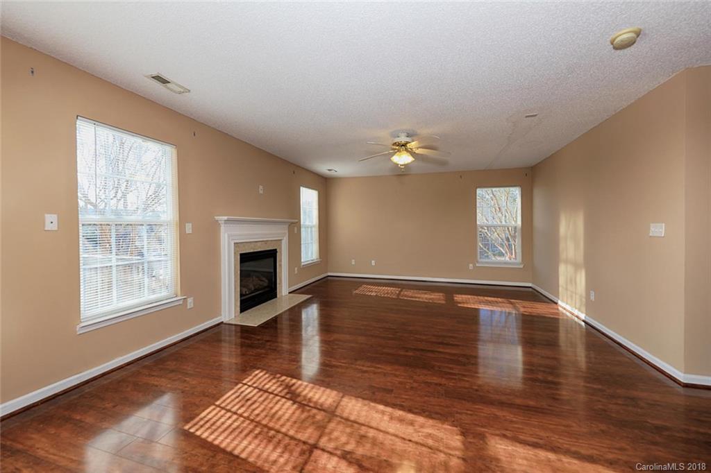7291 Cascading Pines Drive Fort Mill, SC 29708 - Photo 7 of 24 Gallery Image 7