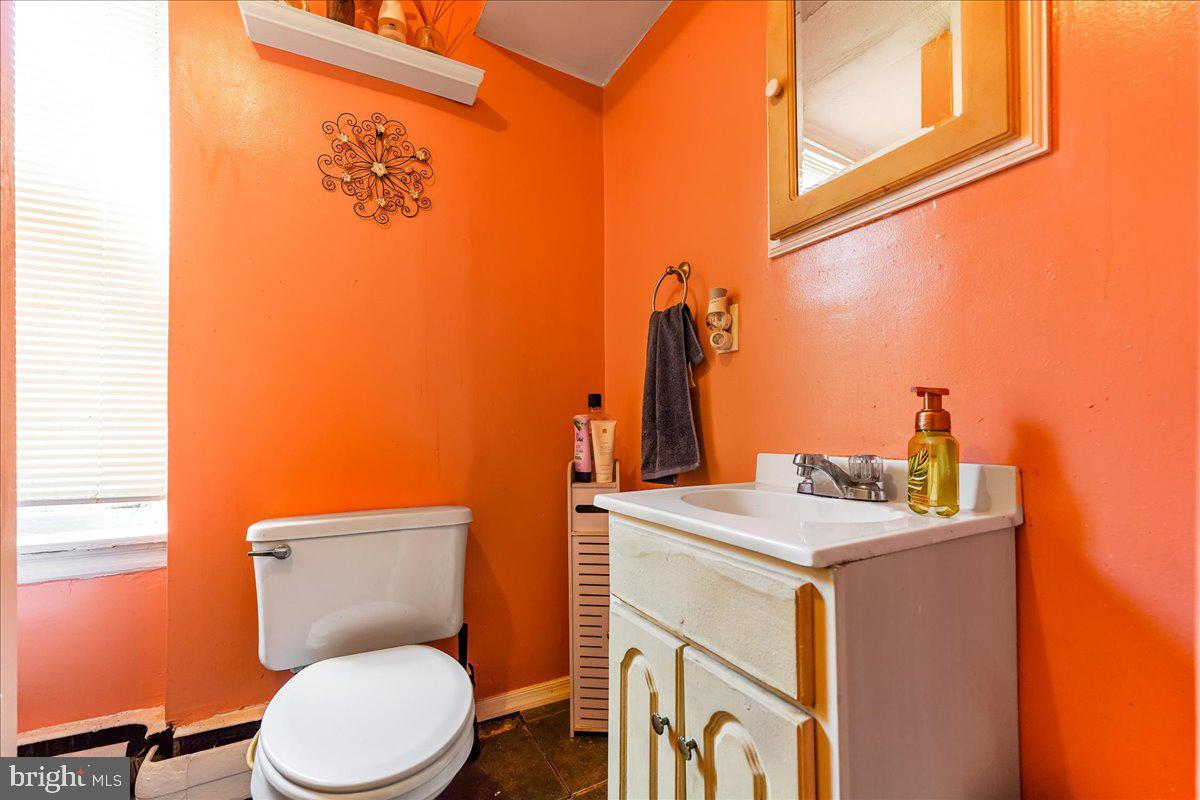 3223 North Bambrey Street Philadelphia, PA 19129 - Photo 18 of 29