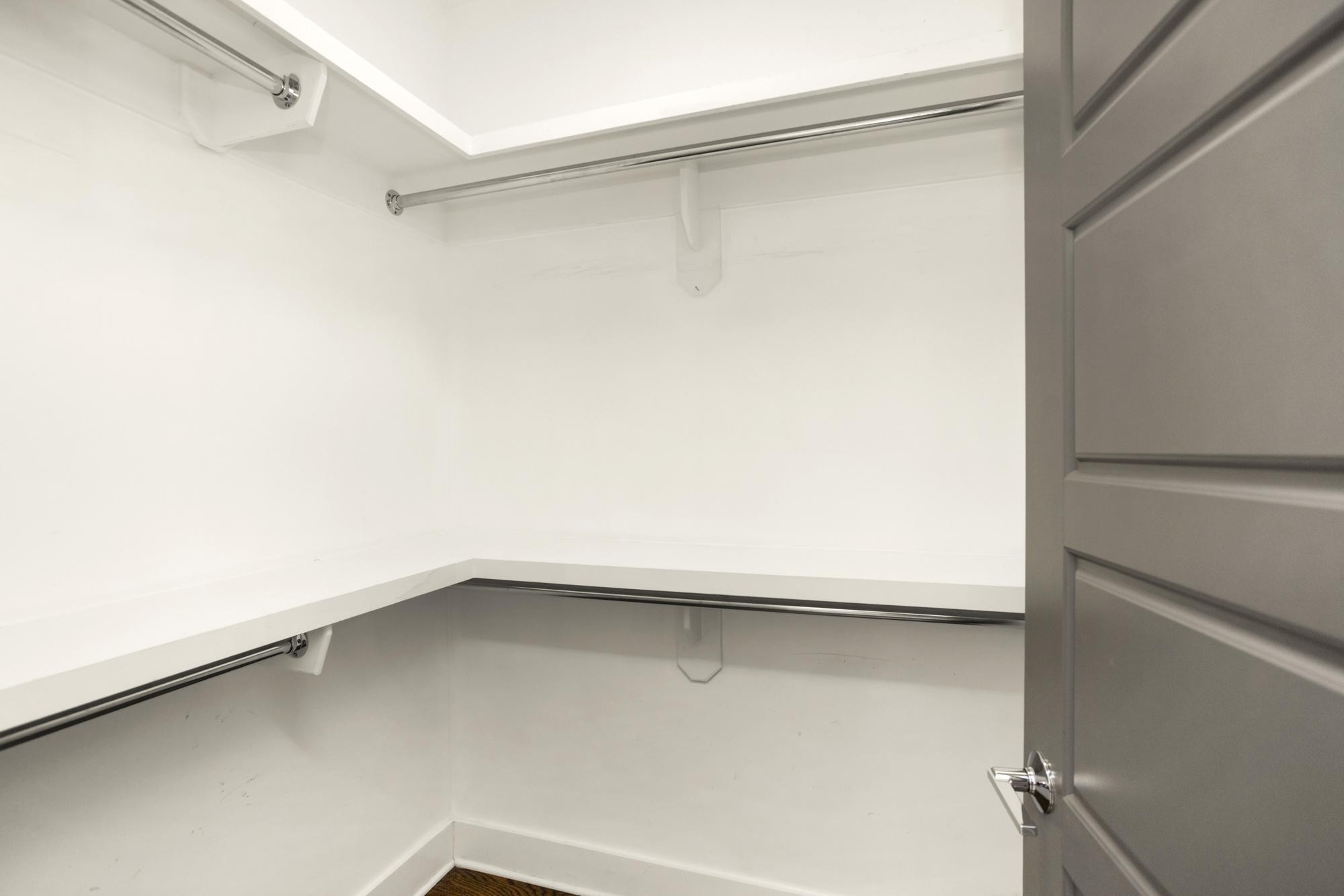 942 Riverside Drive Nashville, TN 37206 - Photo 20 of 33 a view of an empty room