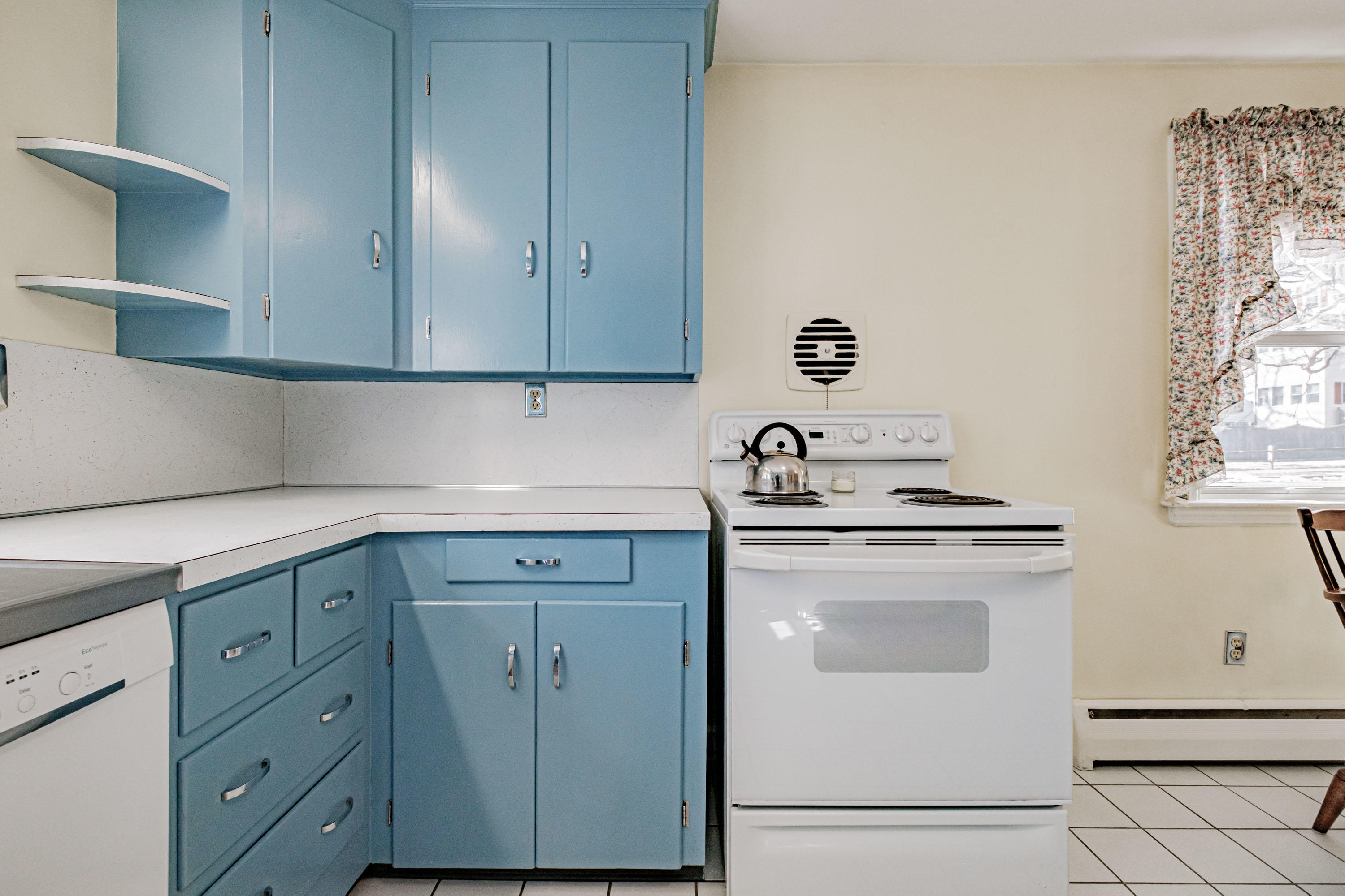113 Clinton Street Portland, ME 04103 - Photo 16 of 65 Kitchen